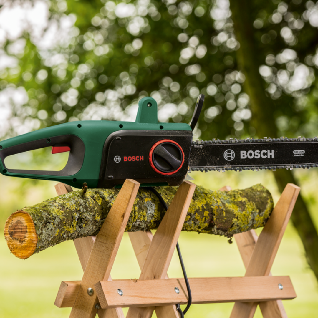 Bosch UniversalChain 40 1800 W Elektrikli Motorlu Testere