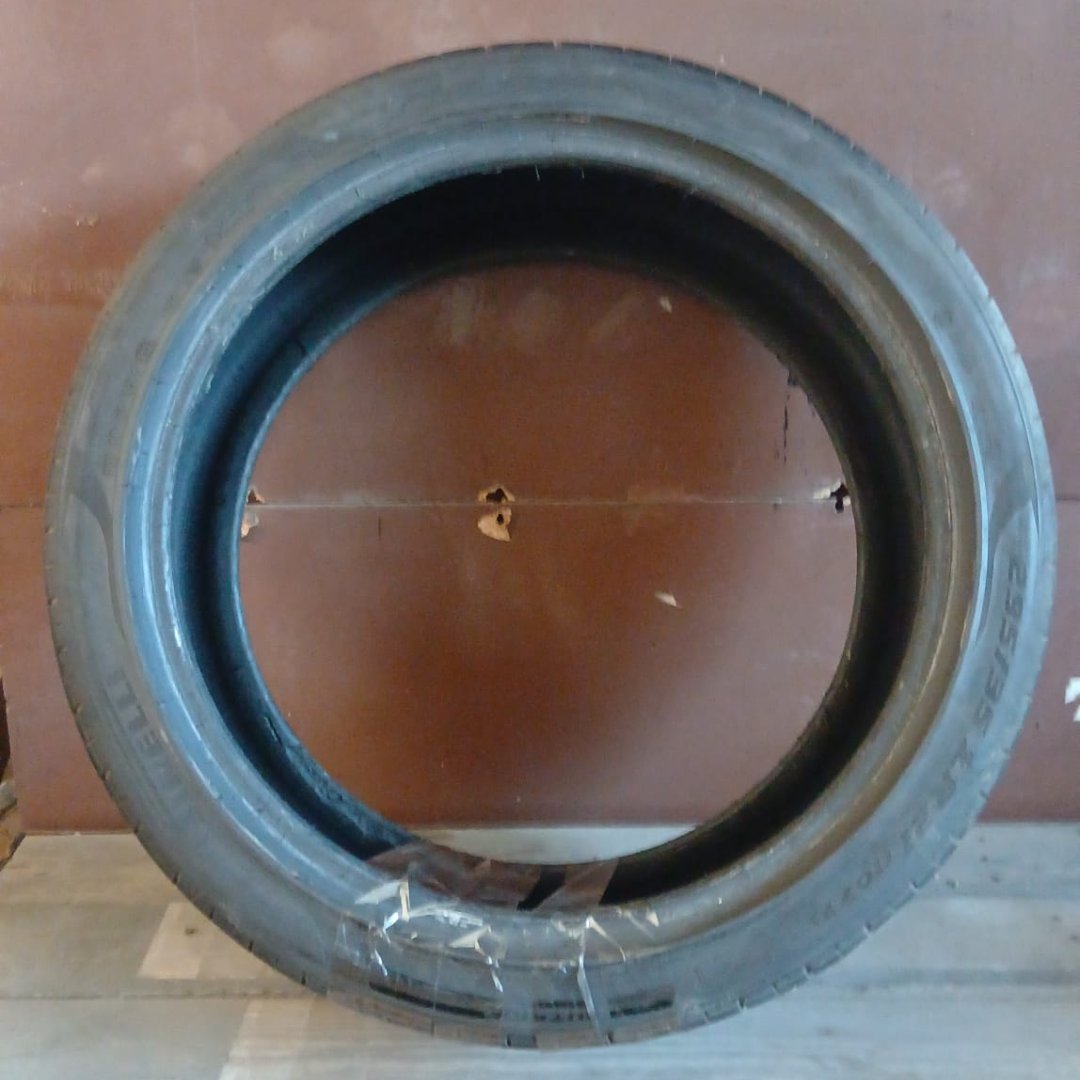 295/35 R21 PIRELLI PZERO ÇIKMA LASTİK