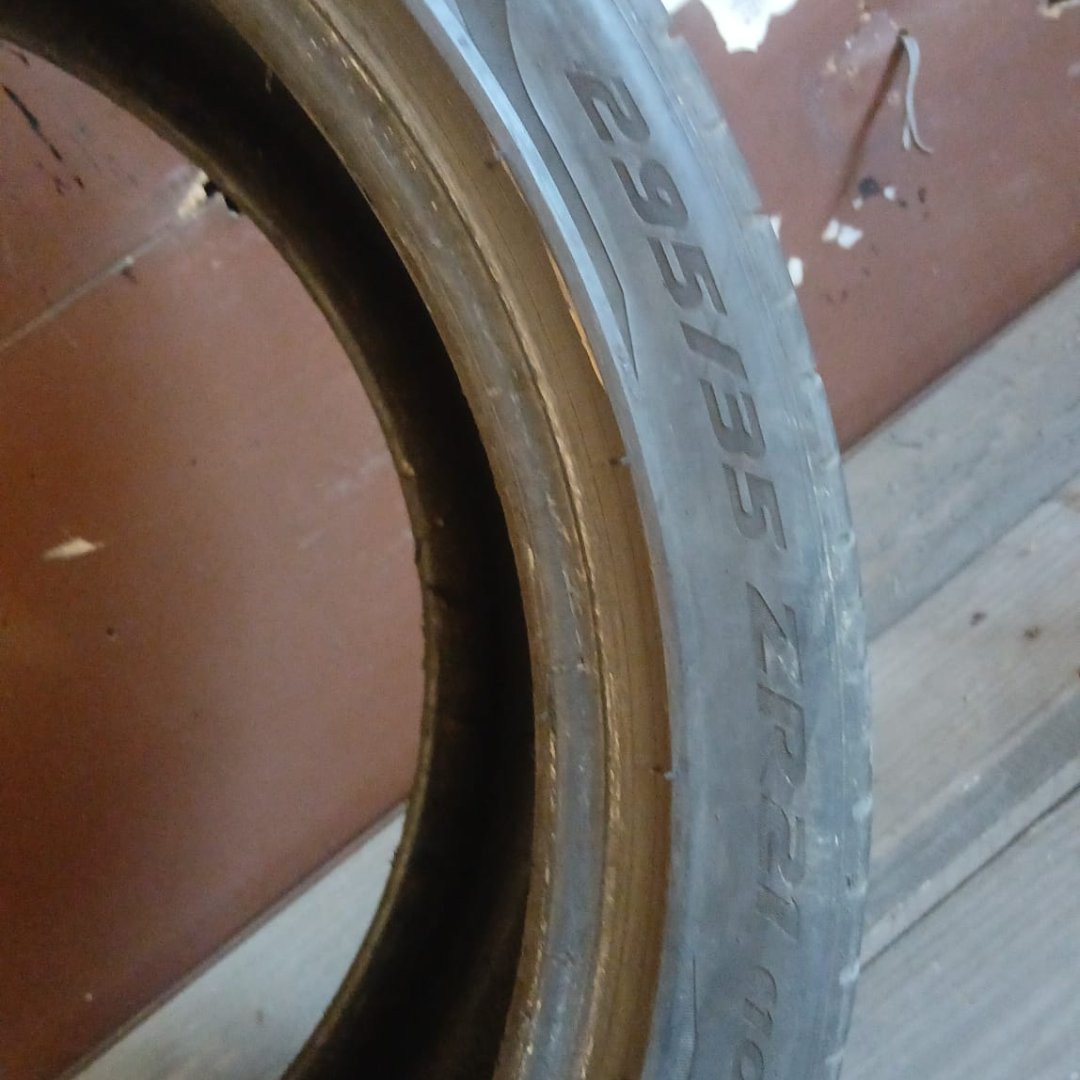 295/35 R21 PIRELLI PZERO ÇIKMA LASTİK