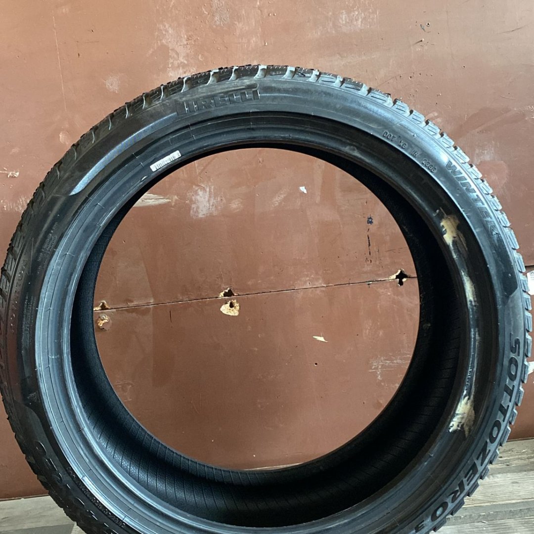 255/40 R20-275/35 R20 PIRELLI SOTTOZERO 3 101W RUNFLAT ÇIKMA KIŞ LASTİĞİ