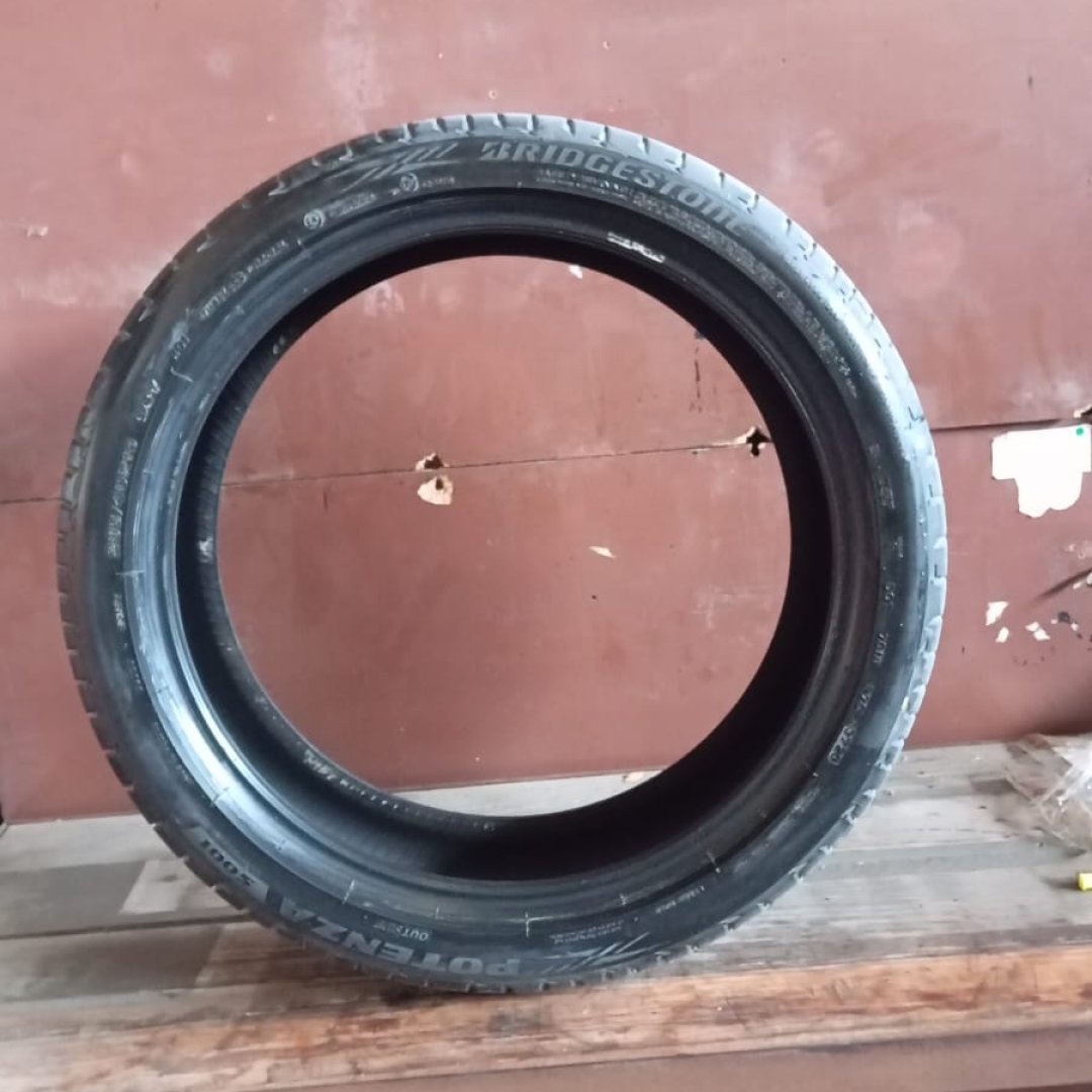 235/40 R19 BRIDGESTONE POTENZA S001 96Y
