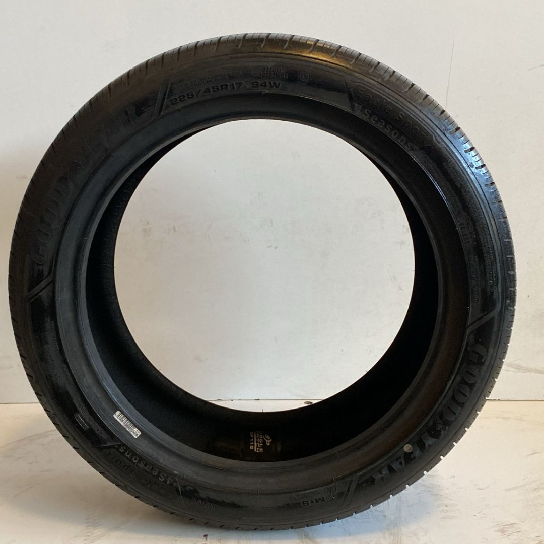 225/45 R17 GOODYEAR EAGLE SPORT 4 SEASONS 94W ÇIKMA DÖRT MEVSİM LASTİK