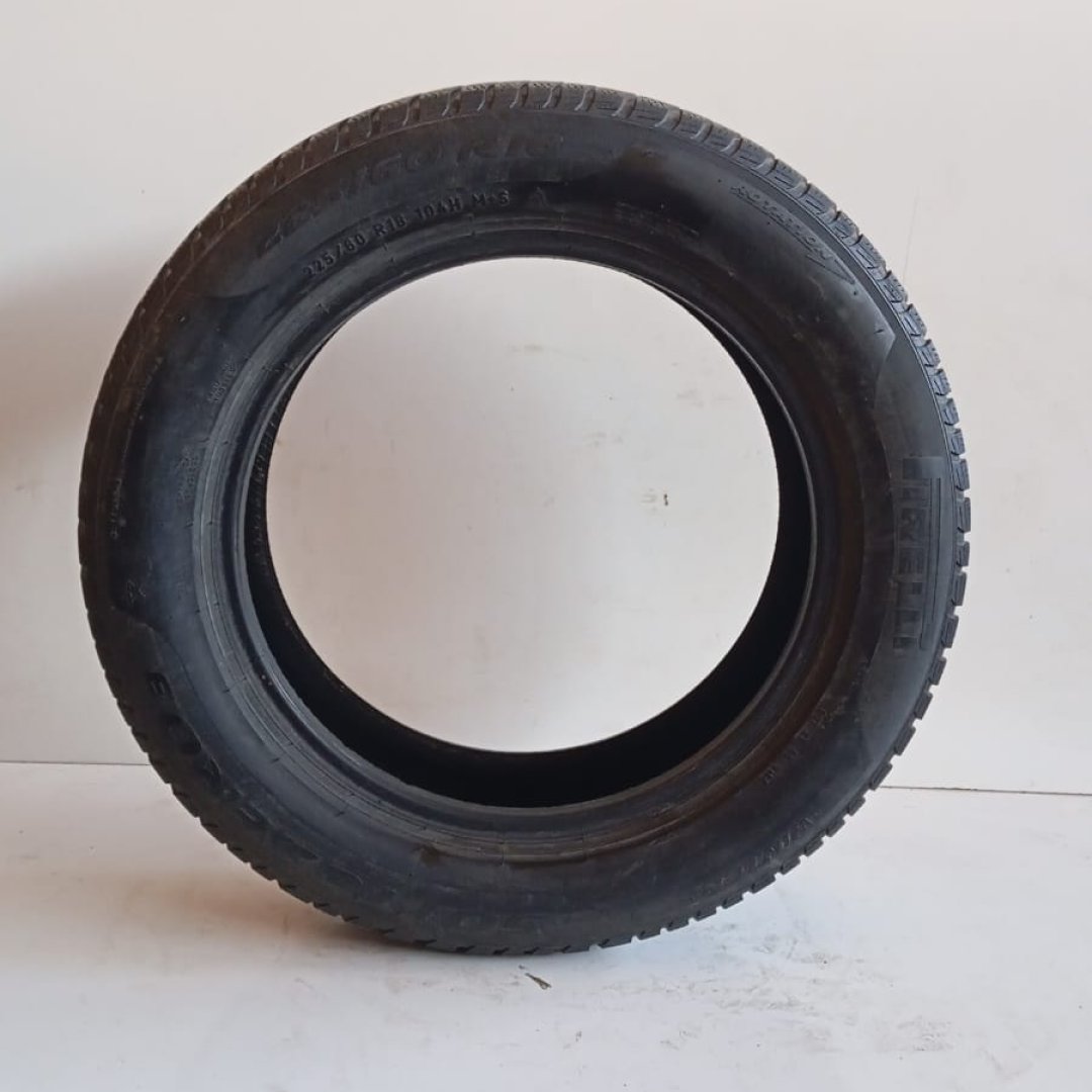 225/60 R18 PIRELLI SOTTOZERO 3* 104H ÇIKMA KIŞ LASTİĞİ