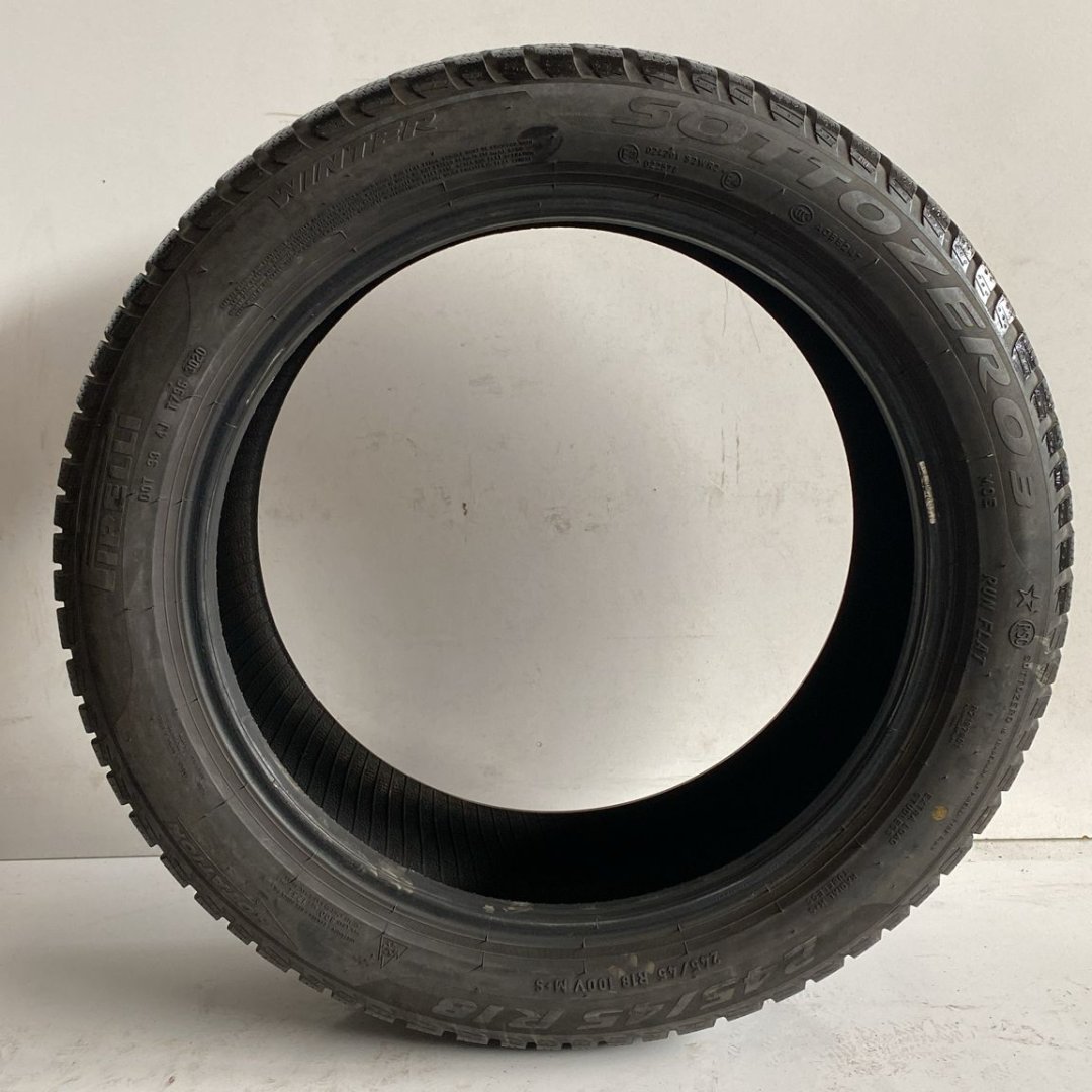 245/45 R18 PIRELLI SOTTOZERO 3 100V RFT ÇIKMA KIŞ LASTİĞİ