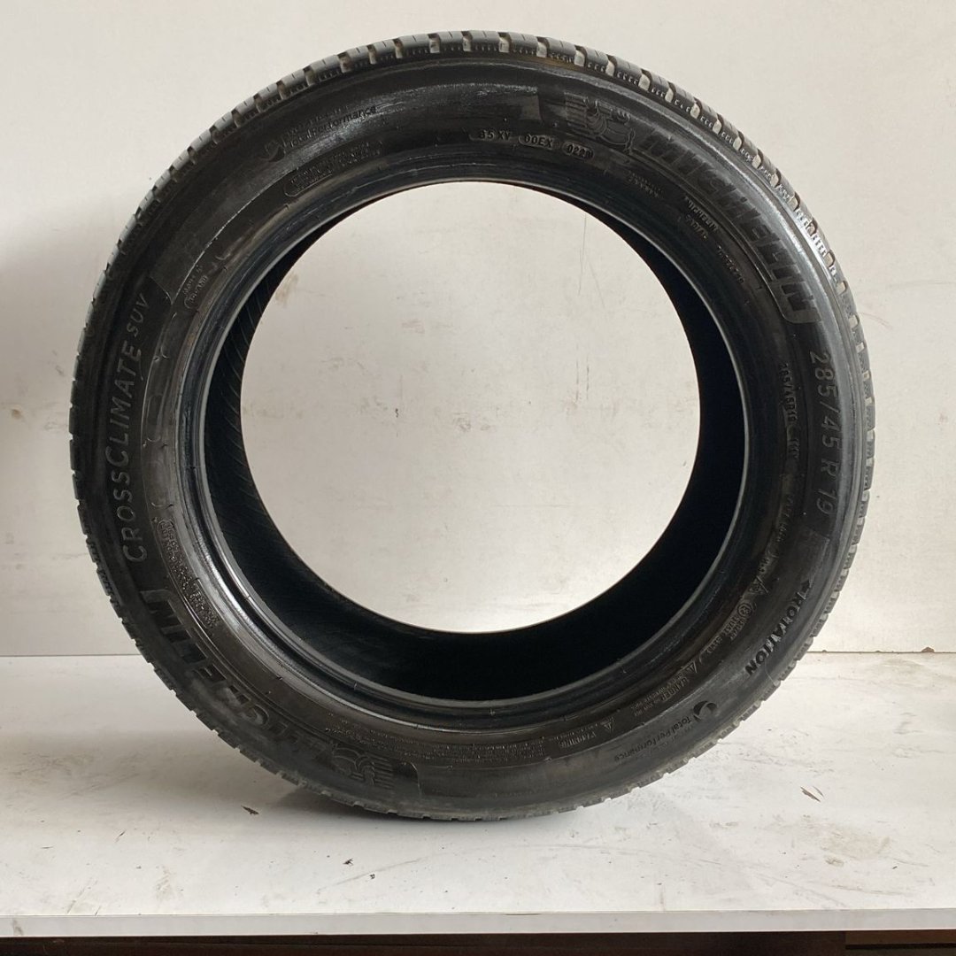 285/45 R19 MICHELIN CROSSCLIMATE SUV DÖRT MEVSİM ÇIKMA LASTİK