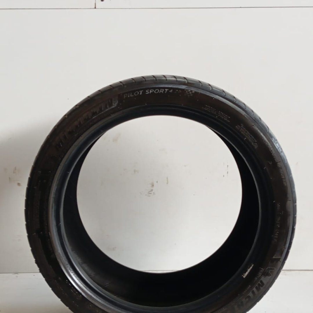 255/40 R19 MICHELIN PILOT SPORT 4 ZP YAZ ÇIKMA LASTİK