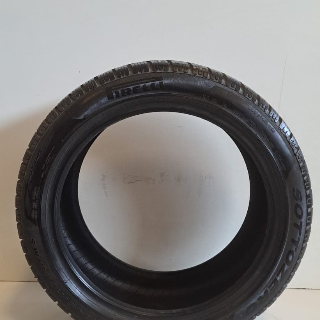 225/45R17 PIRELLI SOTTOZERO WINTER 210 94HÇIKMA KIŞ LASTİĞİ